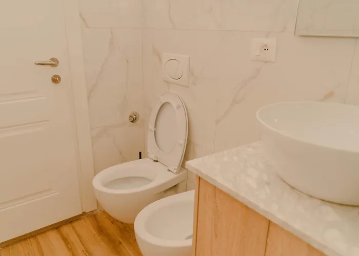 Апартаменты Flat In Heart Of