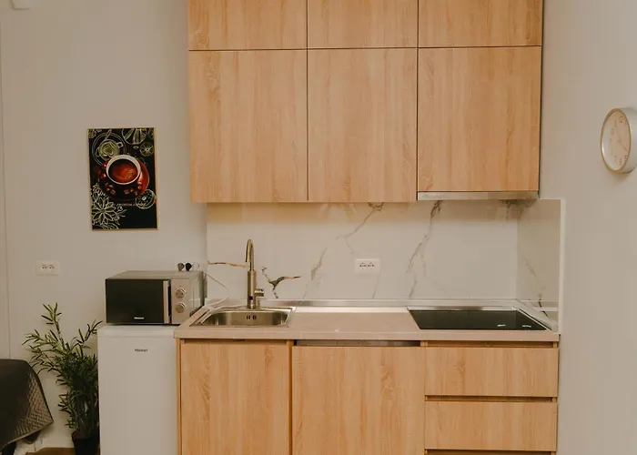 شقة Flat In Heart Of تيرانا